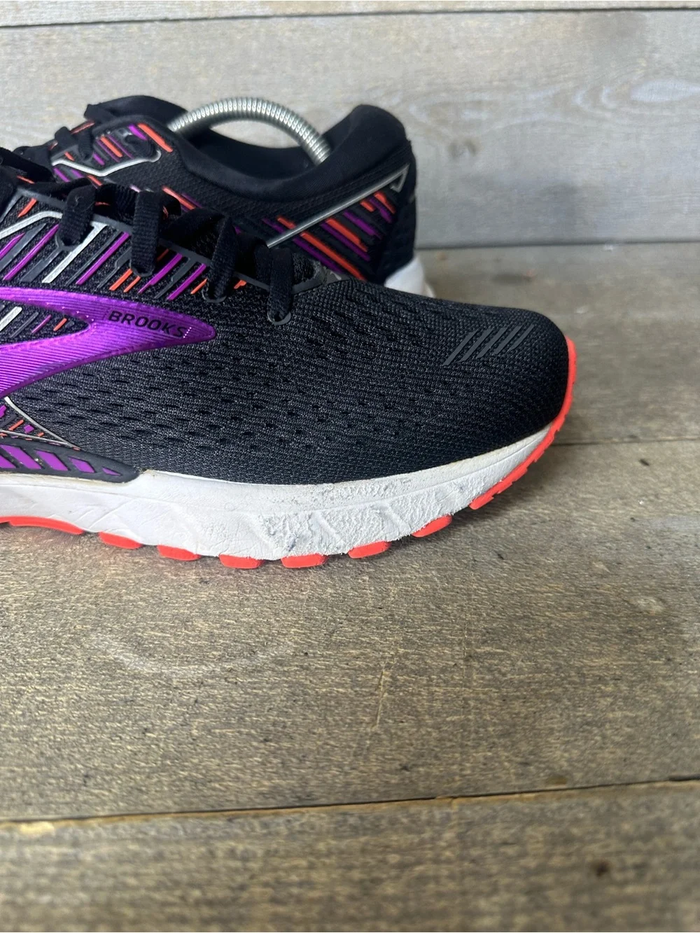 Brooks Adrenaline GTS 19 Women's Size 11.5 B Sneakers Running 1202841B080 Shoes
